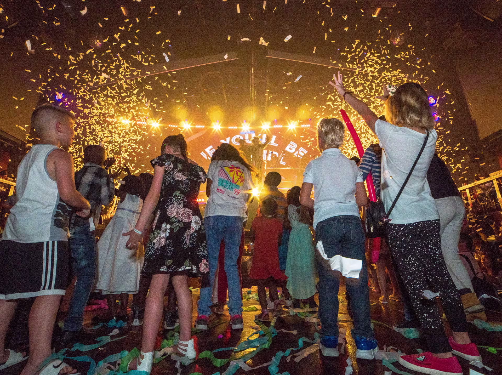 Confetti shower! show at Kids Party Punta Cana